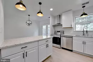 3122 Brinkley Station Dr, Temple Hills, MD 20748 - Photo 7