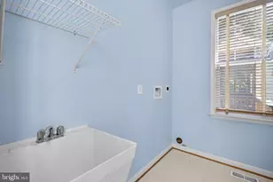4306 Taverngreen Ln, Bowie, MD 20720 - Photo 21