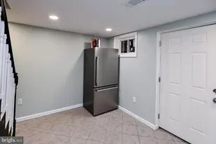 3802 Cedar Dr, Suitland, MD 20746 - Photo 13