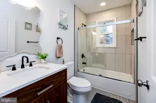 3802 Cedar Dr, Suitland, MD 20746 - Photo 37