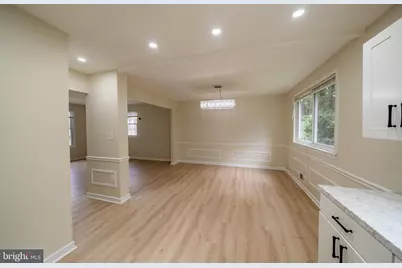 5733 Joan Lane, Temple Hills, MD 20748 - Photo 11