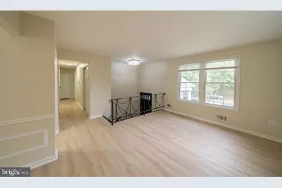 5733 Joan Lane, Temple Hills, MD 20748 - Photo 9