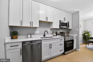 1614 Deep Gorge Ct, Oxon Hill, MD 20745 - Photo 5