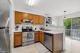 936 Lake Overlook Dr, Bowie, MD 20721 - Photo 15