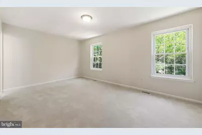 8209 Londonderry Court, Laurel, MD 20707 - Photo 9