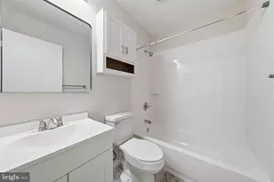 8209 Londonderry Ct, Laurel, MD 20707 - Photo 15