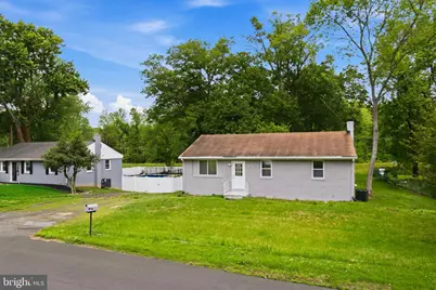 5709 Keppler Road, Temple Hills, MD 20748 - Photo 3