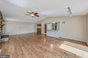 9217 Briarchip St, Laurel, MD 20708 - Photo 15