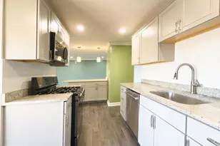 3327 Huntley Sq Dr, Temple Hills, MD 20748 - Photo 3