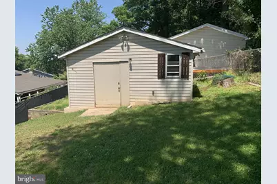 7950 Dellwood Avenue, Lanham, MD 20706 - Photo 99