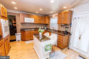 2004 Alban Ln, Bowie, MD 20716 - Photo 7