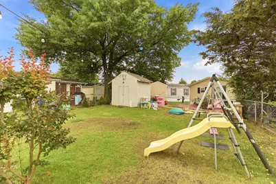 9132 Goldenrod Lane, Upper Marlboro, MD 20772 - Photo 15