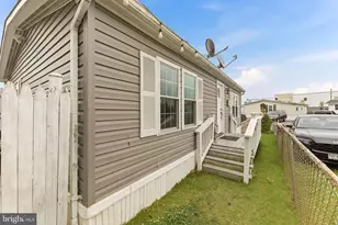 9132 Goldenrod Ln, Upper Marlboro, MD 20772 - Photo 19