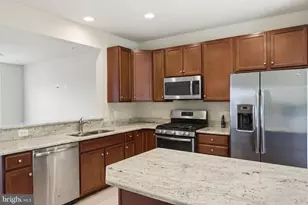 4827 Forest Pines Dr, Upper Marlboro, MD 20772 - Photo 11
