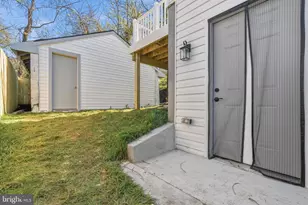5907 Seat Pleasant Dr, Capitol Heights, MD 20743 - Photo 37