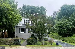 5301 Powhatan St, Riverdale, MD 20737 - Photo 3