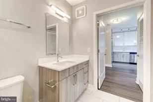 145 Riverhaven Dr, Oxon Hill, MD 20745 - Photo 25