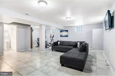 6207 Walton Avenue, Suitland, MD 20746 - Photo 15