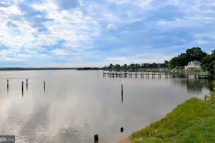 23401 Hawkins Dr, Aquasco, MD 20608 - Photo 27