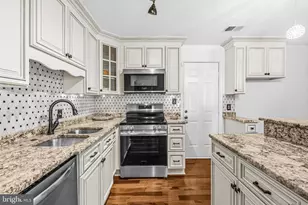 4107 Henson Ln, Temple Hills, MD 20748 - Photo 9