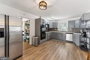 2505 Kevin Ln, Bowie, MD 20715 - Photo 3