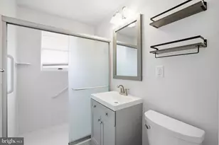 4906 41st Pl, Hyattsville, MD 20781 - Photo 23