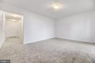 2406 Lemontree Ln, Springdale, MD 20774 - Photo 19