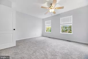 2406 Lemontree Ln, Springdale, MD 20774 - Photo 11