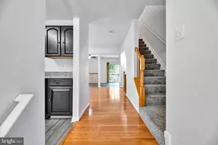 2406 Lemontree Ln, Springdale, MD 20774 - Photo 3