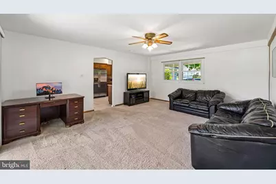 4015 Woodrow Lane, Bowie, MD 20715 - Photo 15