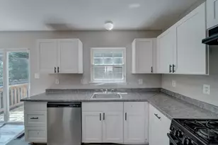 4708 Snowflower Blvd, Oxon Hill, MD 20745 - Photo 21