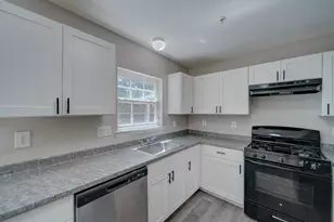 4708 Snowflower Blvd, Oxon Hill, MD 20745 - Photo 19