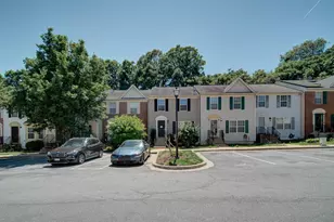 4708 Snowflower Blvd, Oxon Hill, MD 20745 - Photo 3