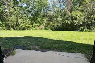 3334 Huntley Sq Dr, Temple Hills, MD 20748 - Photo 3