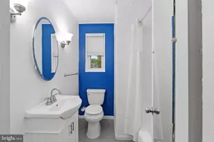 6801 Adelphi Rd, University Park, MD 20782 - Photo 13