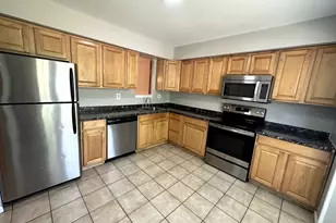 8121 Fenwick Ct, Laurel, MD 20707 - Photo 5