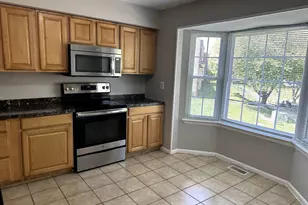 8121 Fenwick Ct, Laurel, MD 20707 - Photo 7
