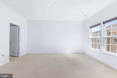 5365 S Center Drive, Greenbelt, MD 20770 - Photo 23