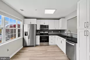 4935 Wallflower Wy, Oxon Hill, MD 20745 - Photo 5