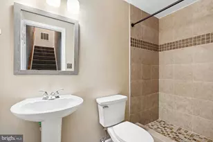4935 Wallflower Wy, Oxon Hill, MD 20745 - Photo 17