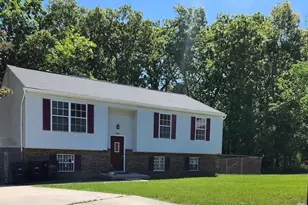 2904 White Pine Ct, Temple Hills, MD 20748 - Photo 3