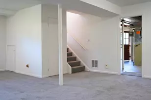 6808 Emerson St, Riverdale, MD 20737 - Photo 23