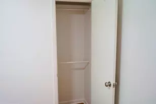 6808 Emerson St, Riverdale, MD 20737 - Photo 15