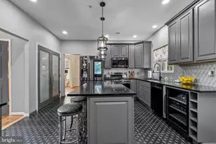 10309 Foxlake Dr, Bowie, MD 20721 - Photo 11