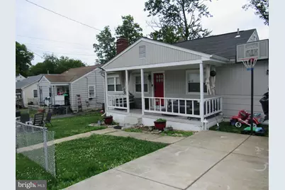 401 70th Street, Capitol Heights, MD 20743 - Photo 1