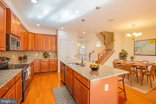 5307 S Center Dr, Greenbelt, MD 20770 - Photo 7