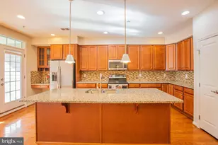 5307 S Center Dr, Greenbelt, MD 20770 - Photo 5