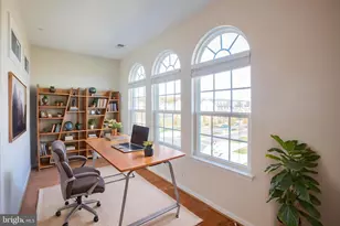 5307 S Center Dr, Greenbelt, MD 20770 - Photo 21
