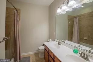 5307 S Center Dr, Greenbelt, MD 20770 - Photo 35