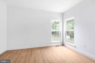 10404 Brightfield Ln, Upper Marlboro, MD 20772 - Photo 17